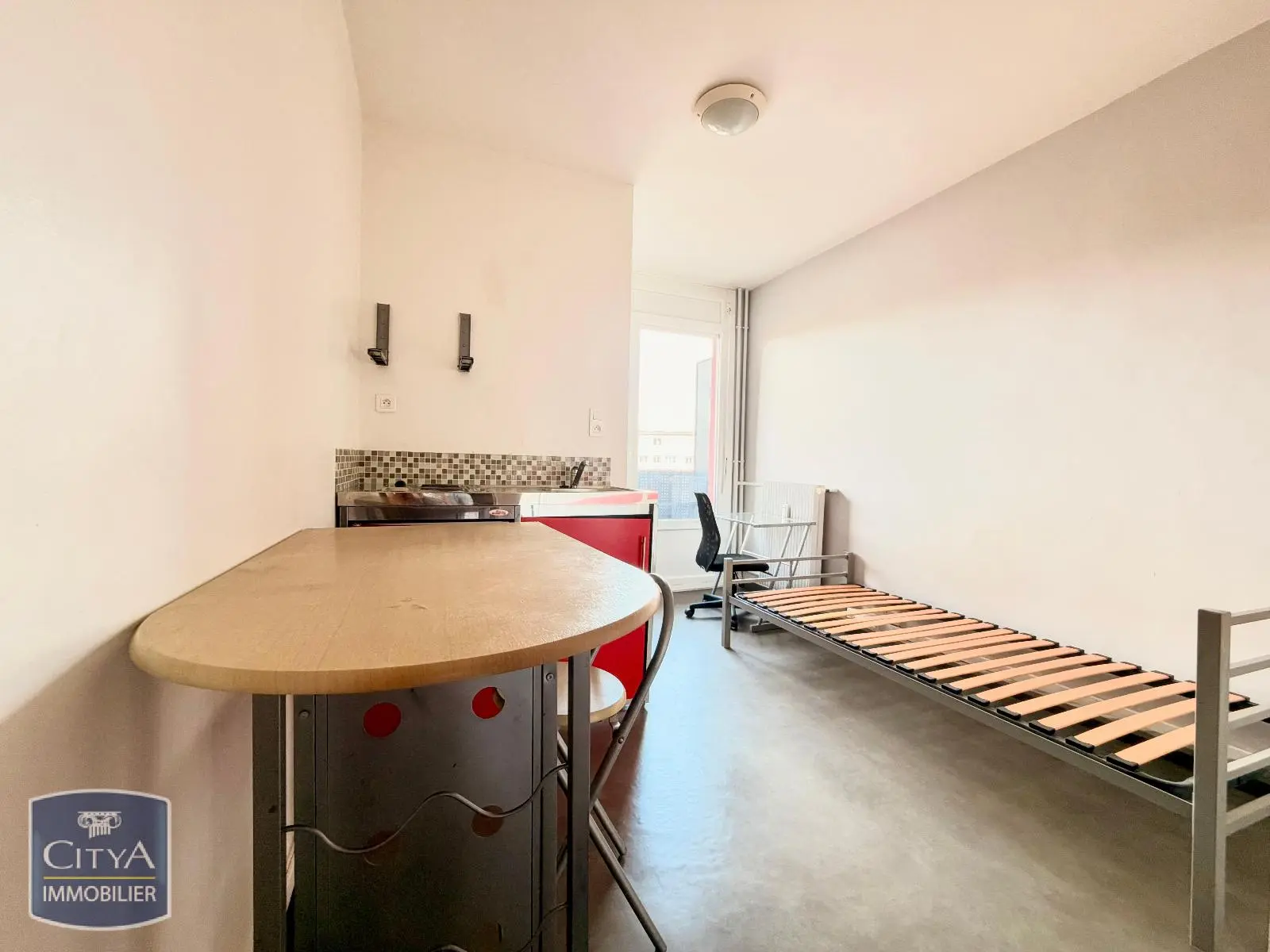 Photo 1 Appartement 1 pièce 13m²