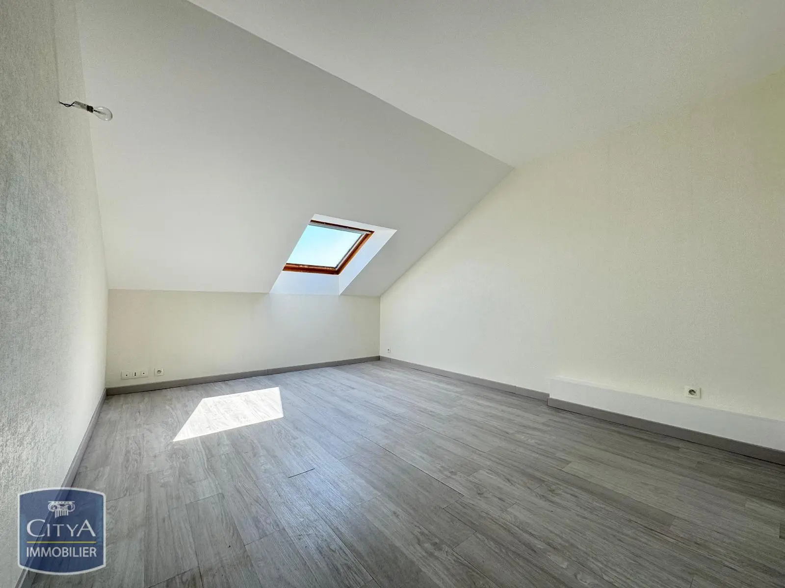 À louer T3 duplex NANCY avec BALCONNET