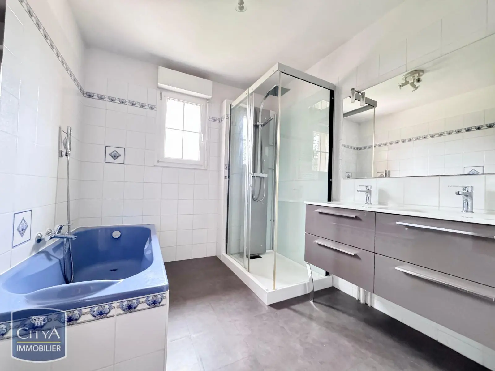 A LOUER MAISON T5 REMEREVILLE JARDIN ET GARAGES