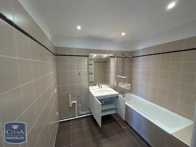 Photo 6 Appartement 2 pièces 64.4m²