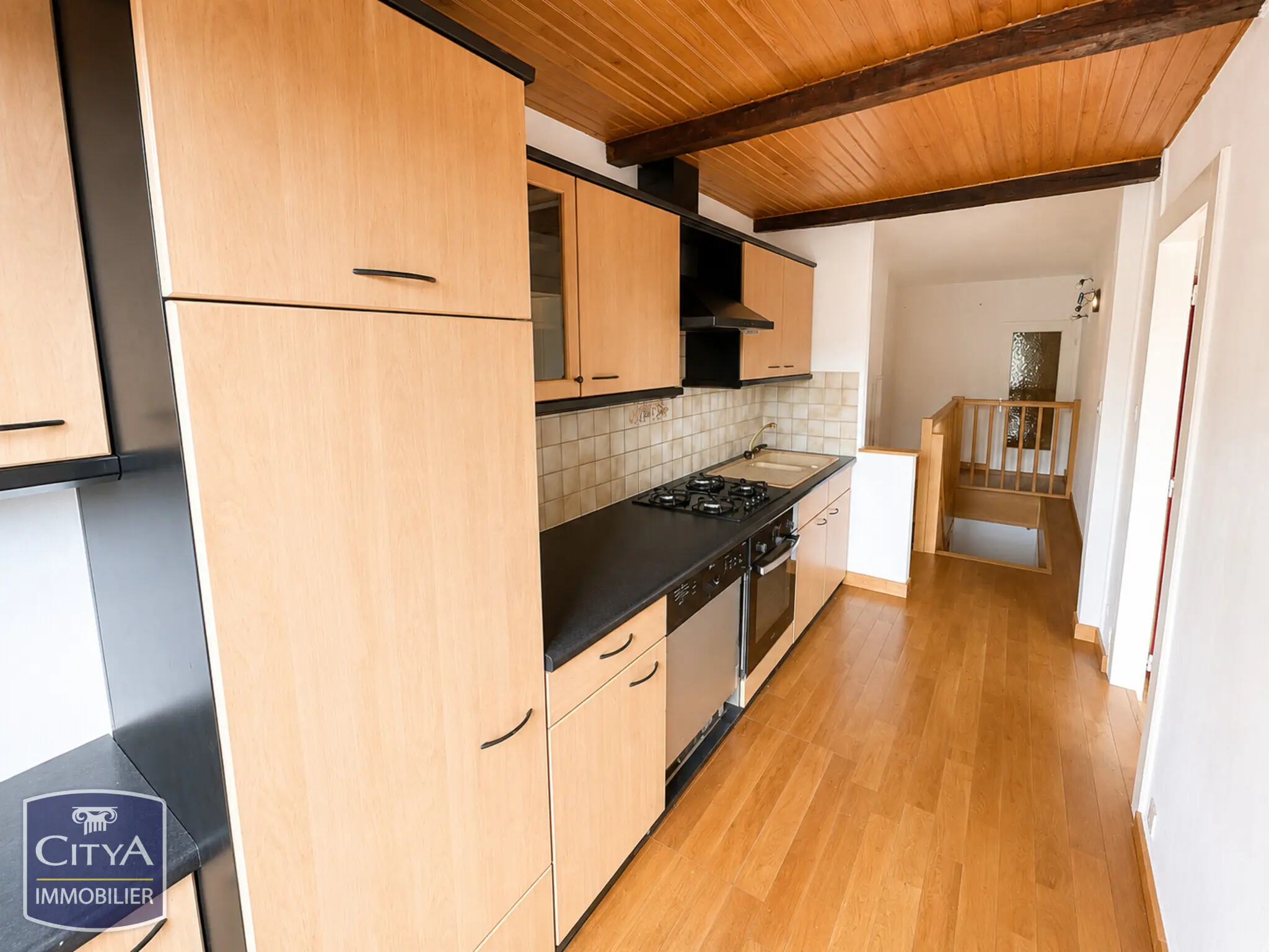 Photo 5 Maison 4 pièces 203m²