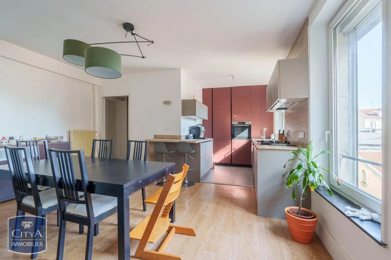 Photo 1 Appartement 6 pièces 128.56m²