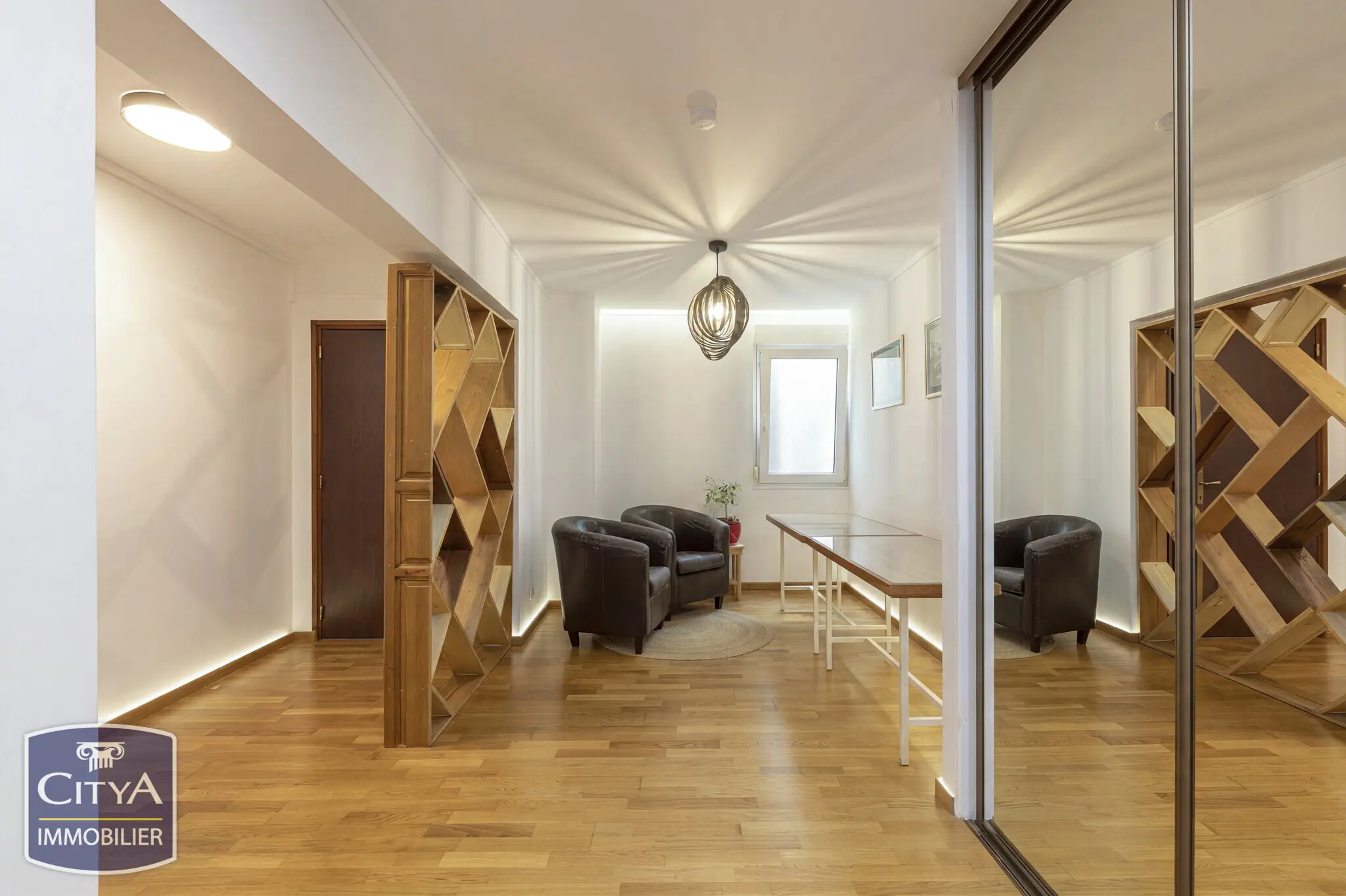 Photo 8 Appartement 7 pièces 183m²