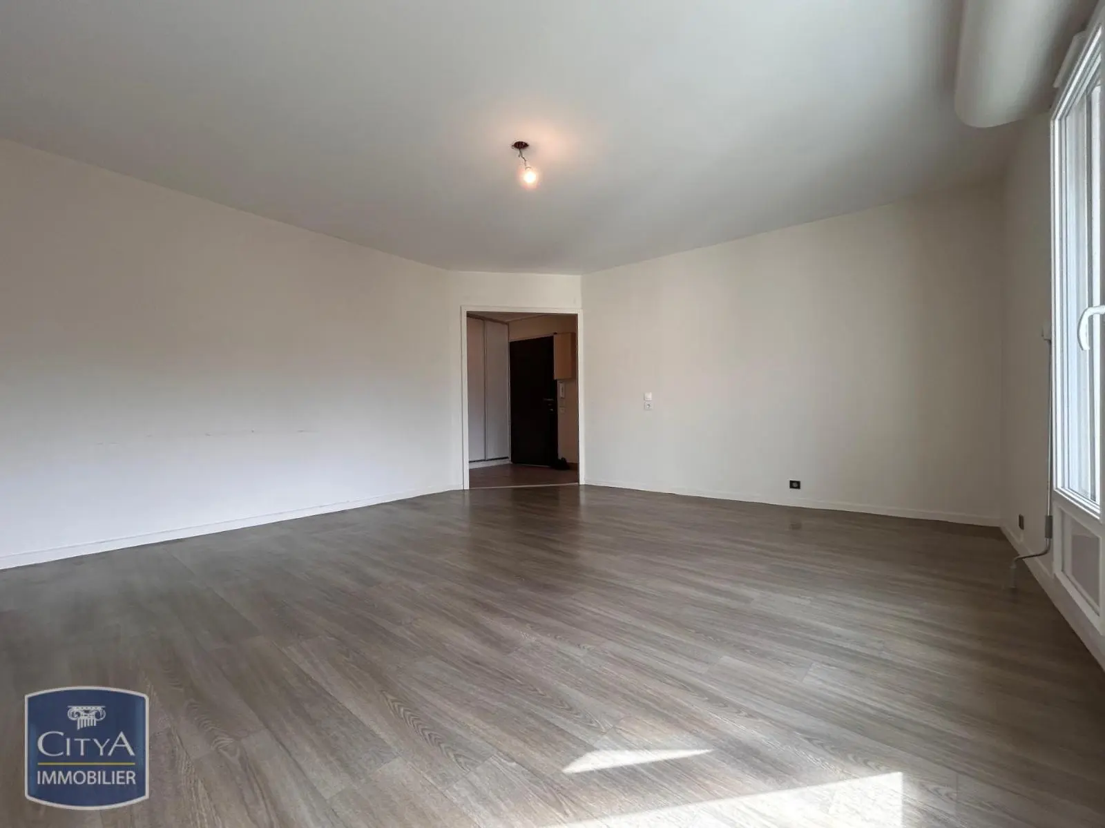 Photo 4 Appartement 5 pièces 97.92m²