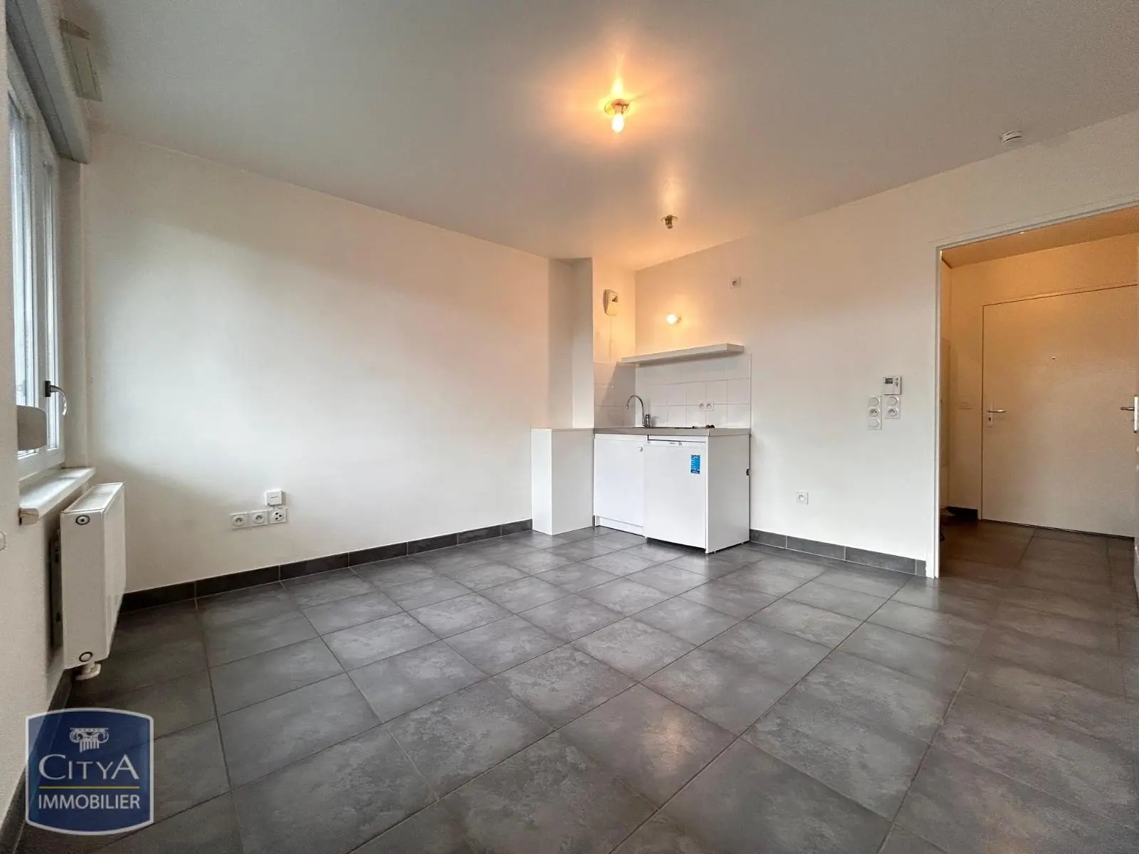 Photo 2 Appartement 1 pièce 21.01m²