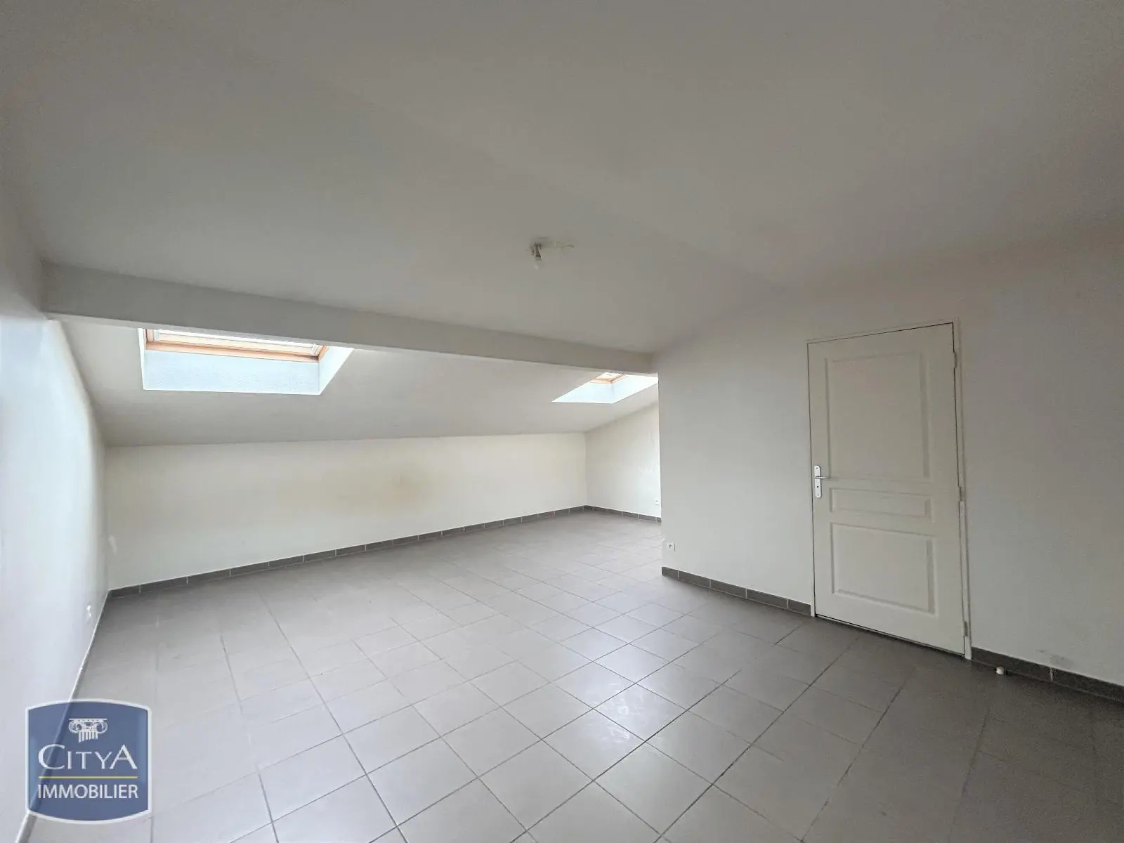Photo 3 Appartement 1 pièce 25.59m²
