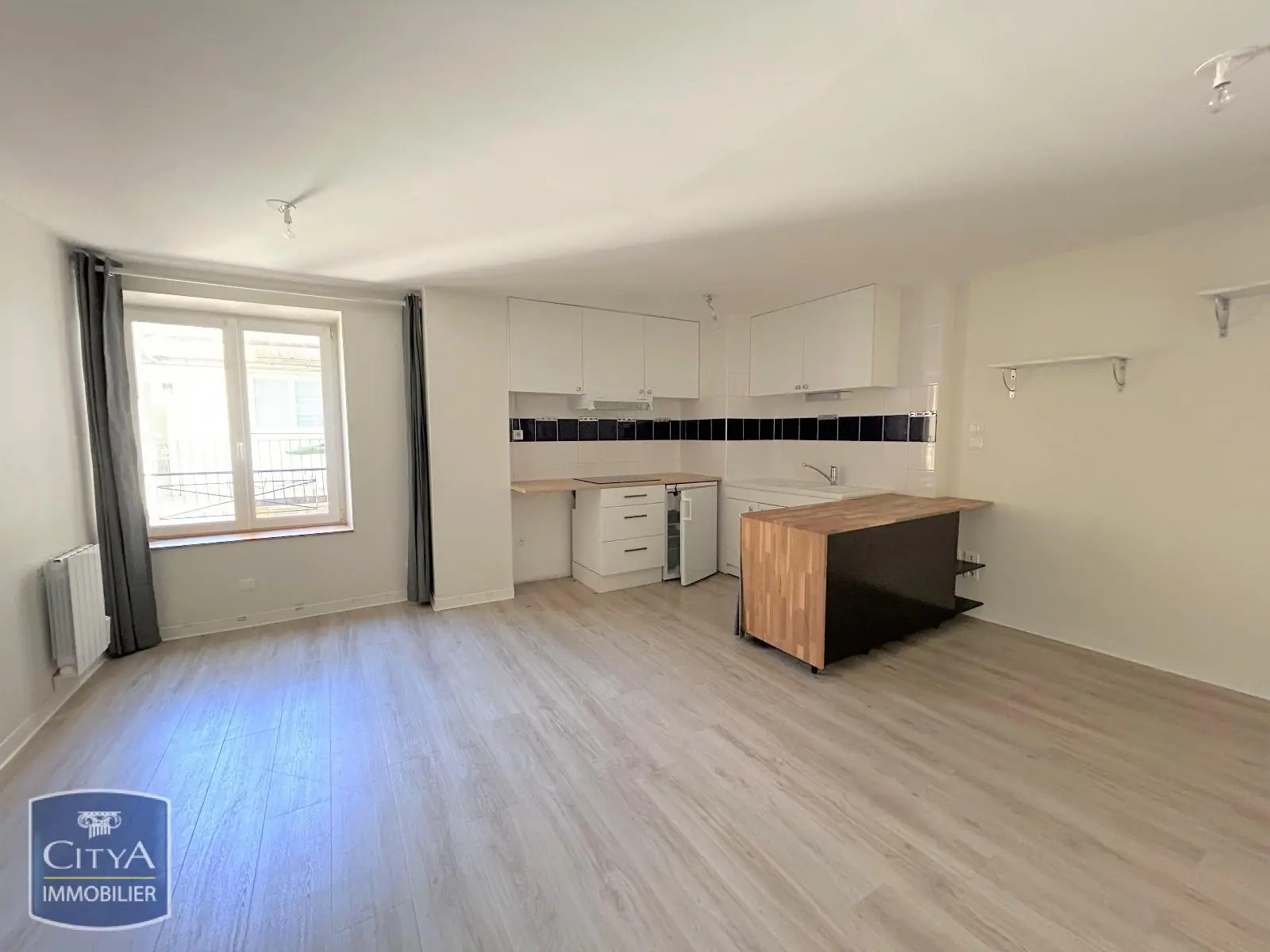 Photo 3 Appartement 2 pièces 71m²