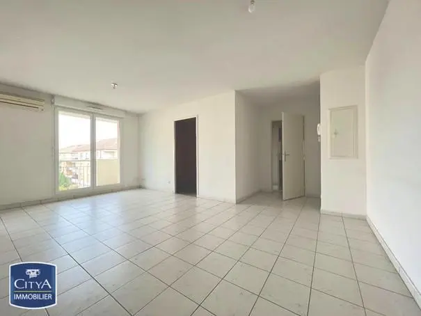 Photo 2 Appartement 3 pièces 52m²