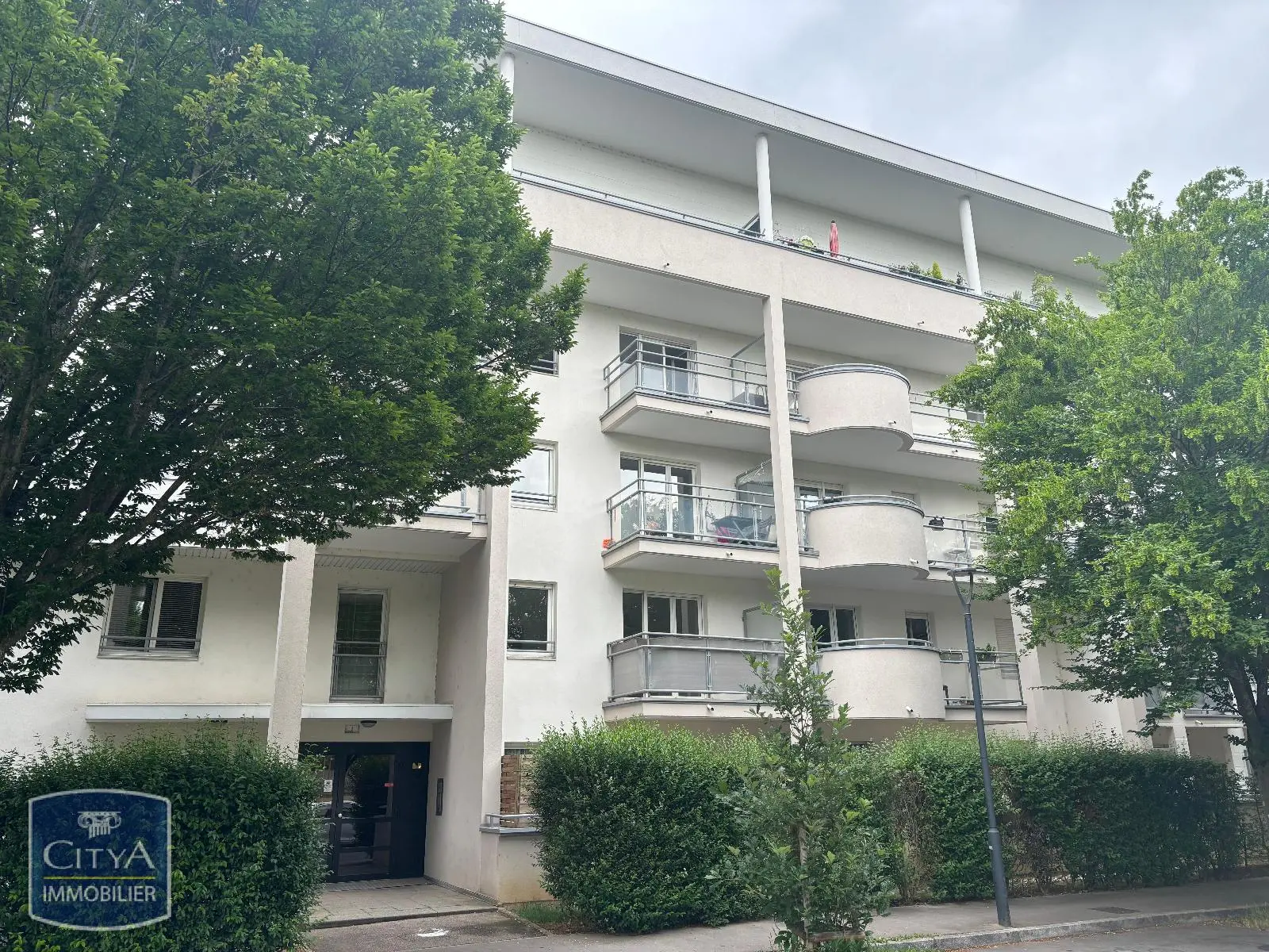 Photo 1 Appartement 1 pièce 31m²