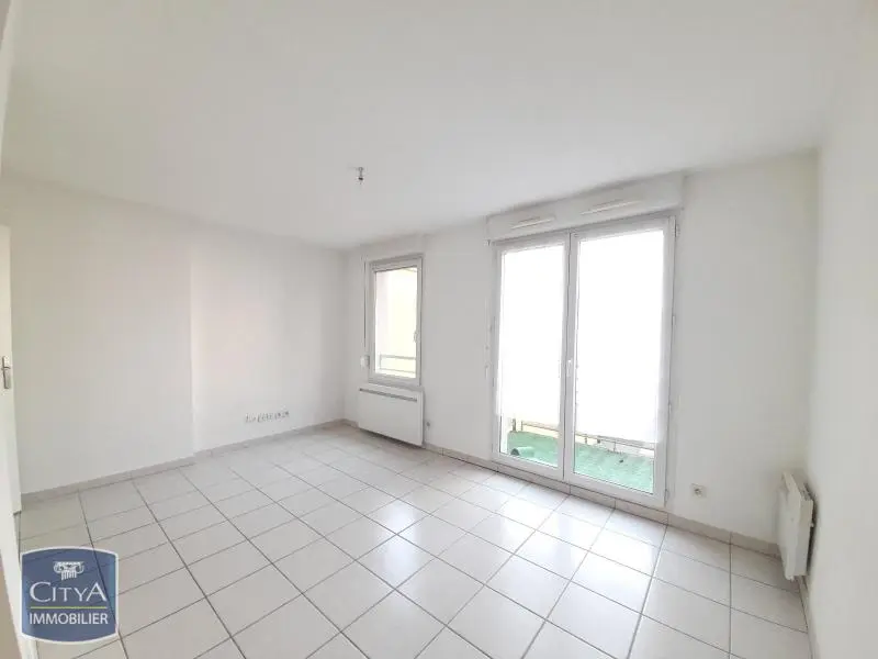 Photo 3 Appartement 1 pièce 23.27m²