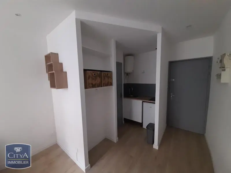Photo 3 Appartement 1 pièce 17.17m²