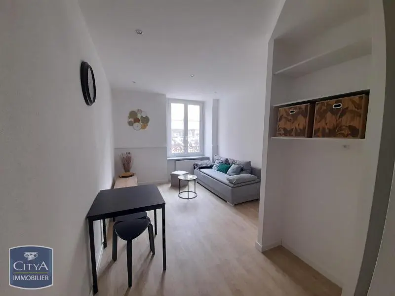 Photo 1 Appartement 1 pièce 17.17m²