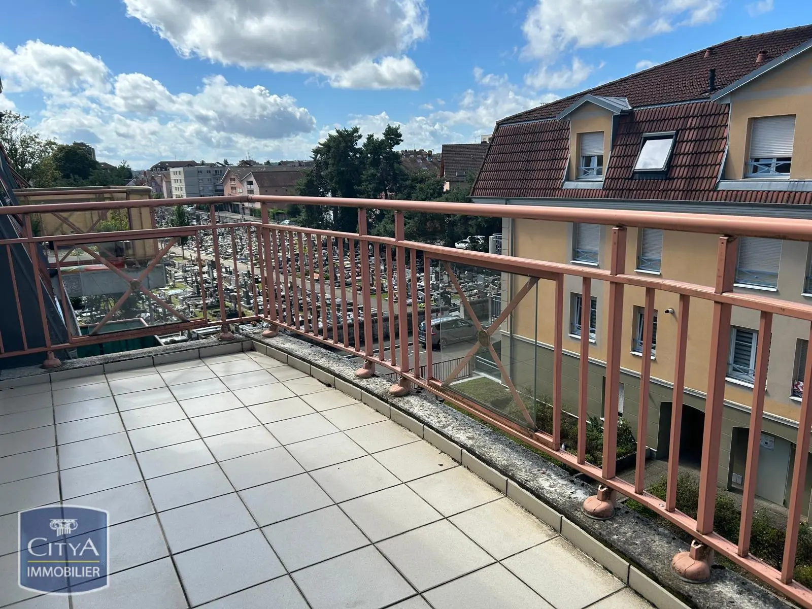 Photo 1 Appartement 1 pièce 32.4m²