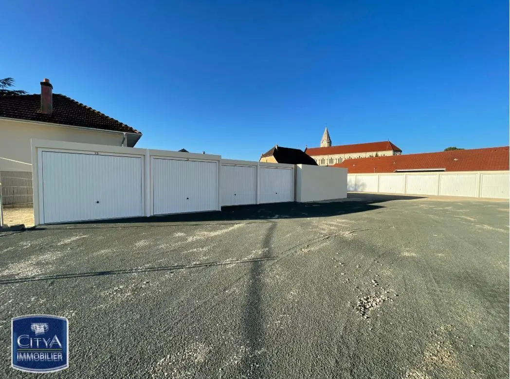 Photo 1 Parking 13m²