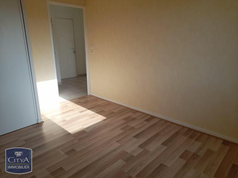 Photo 8 appartement Grand-Charmont