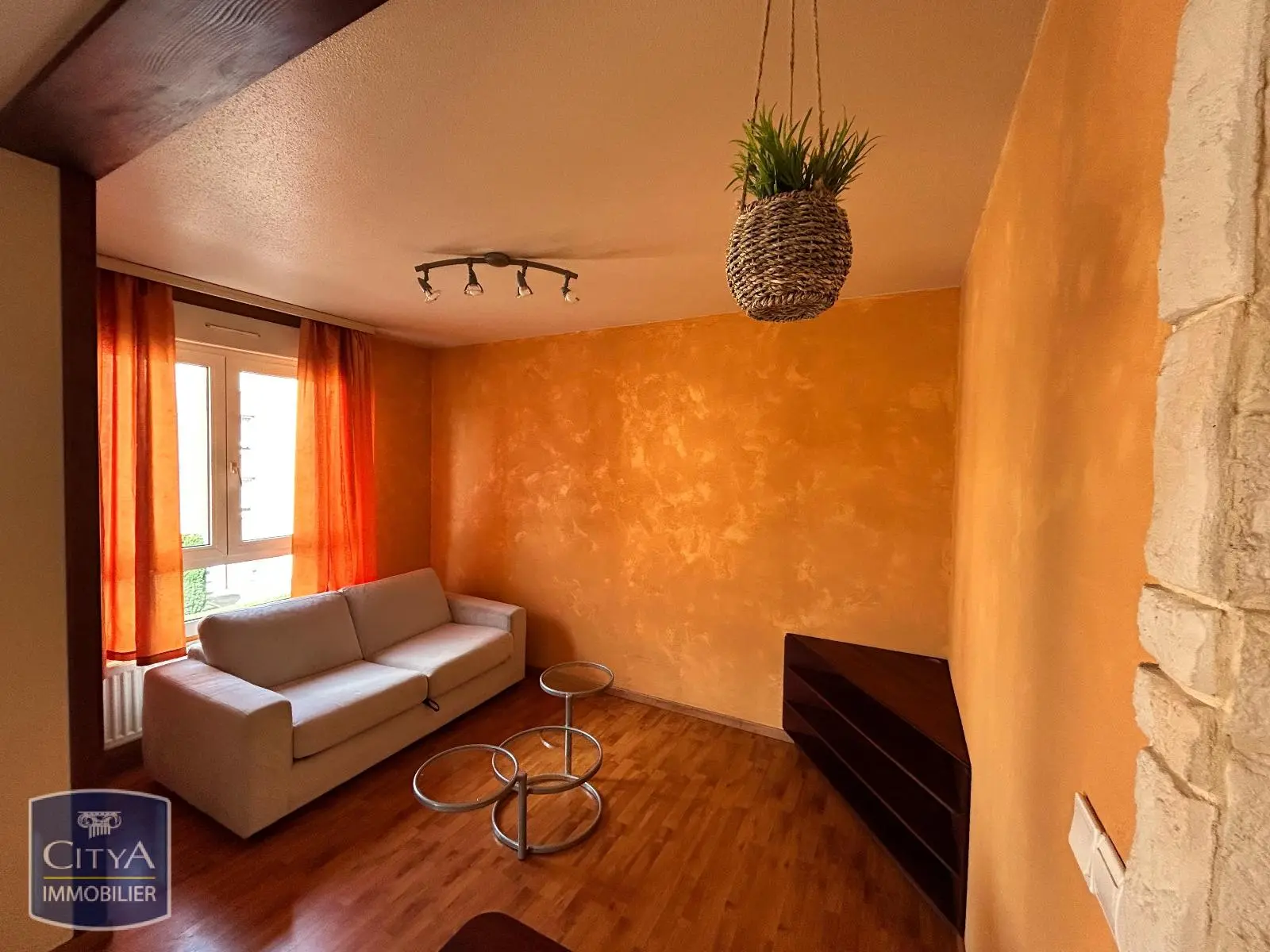 Photo 1 Appartement 1 pièce 33m²