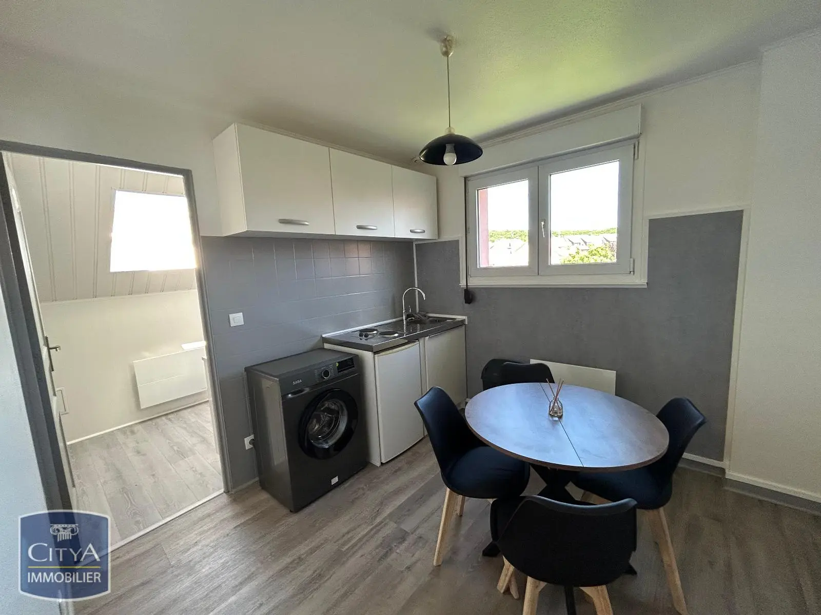Photo 2 Appartement 1 pièce 26.23m²