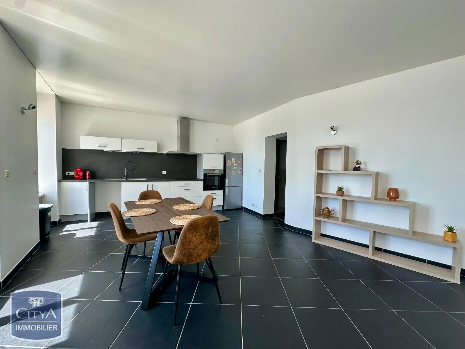 Photo 1 Appartement 2 pièces 64.67m²