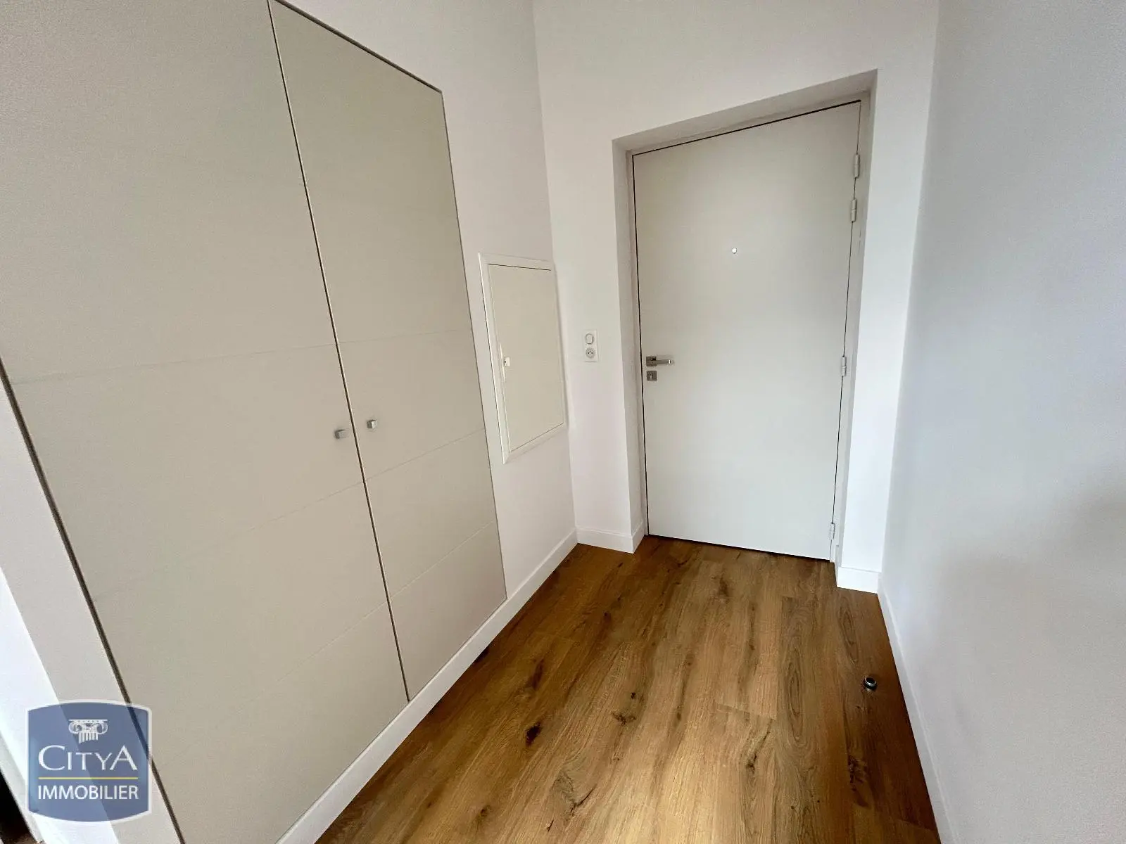 Photo 3 Appartement 1 pièce 27.84m²