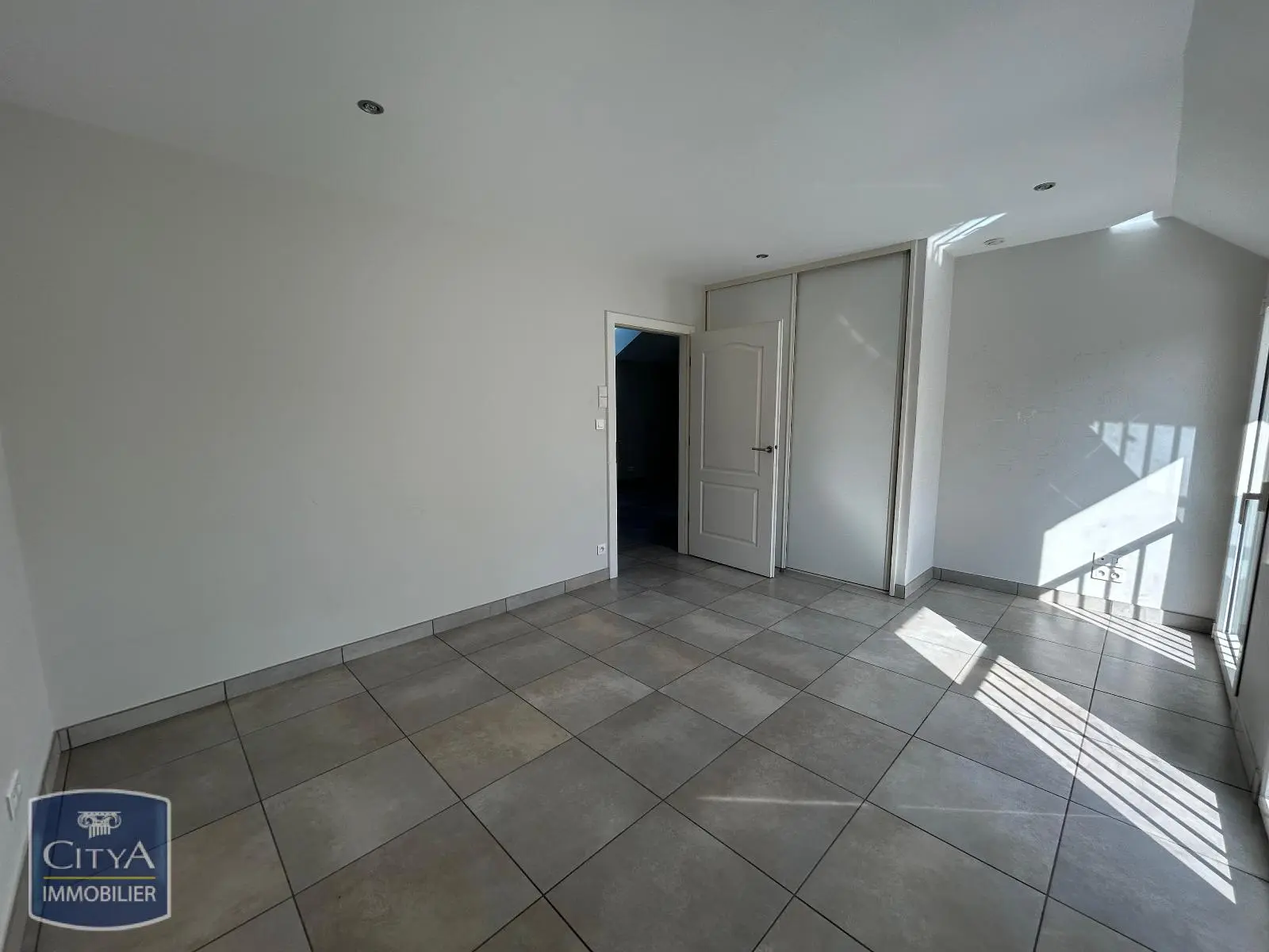 Photo 14 Maison 4 pièces 153.93m²