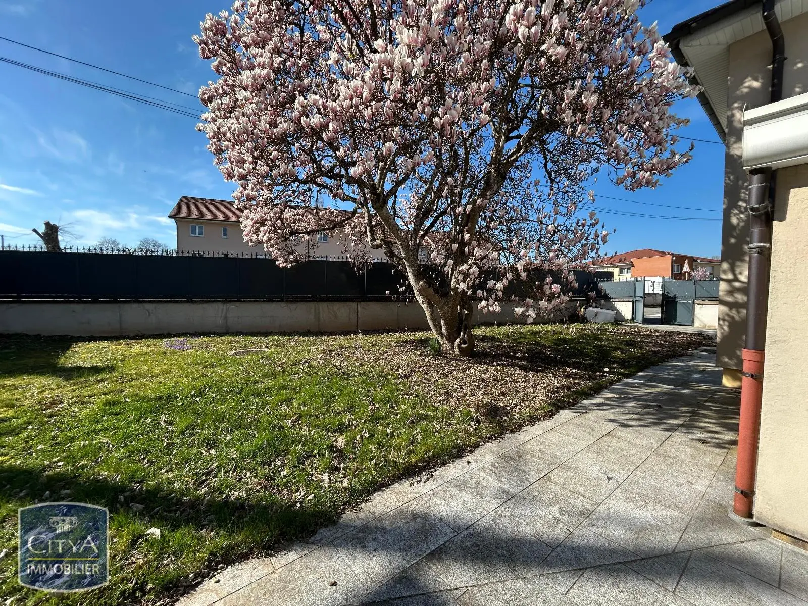 Photo 2 Maison 4 pièces 153.93m²