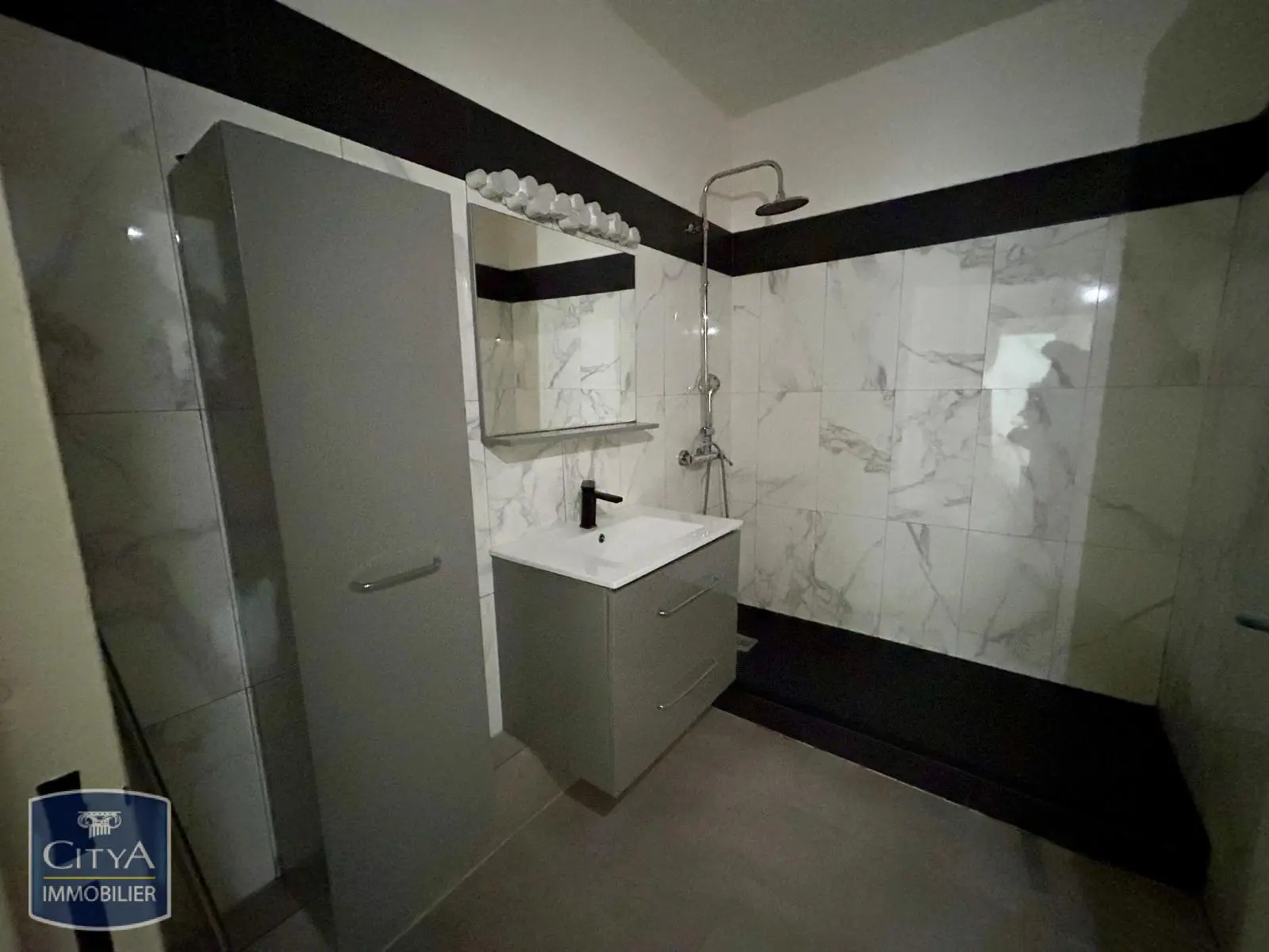 Photo 8 Appartement 2 pièces 59.74m²