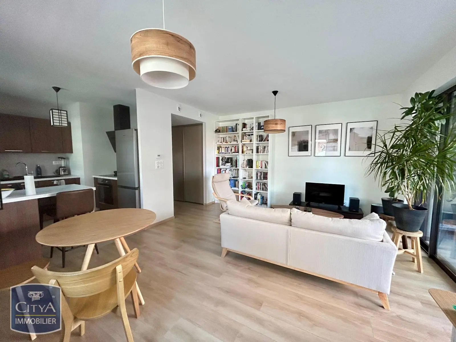 Photo 1 Appartement 2 pièces 56.5m²