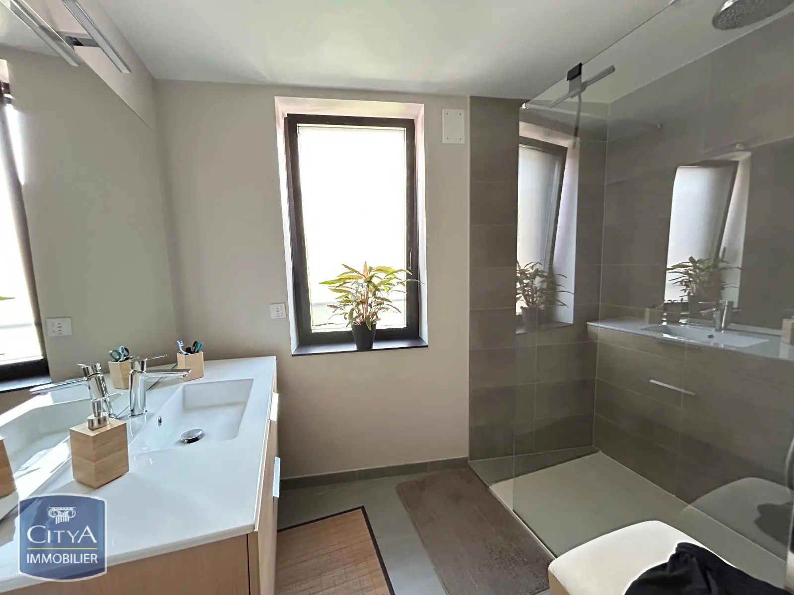 Photo 10 Appartement 2 pièces 56.5m²