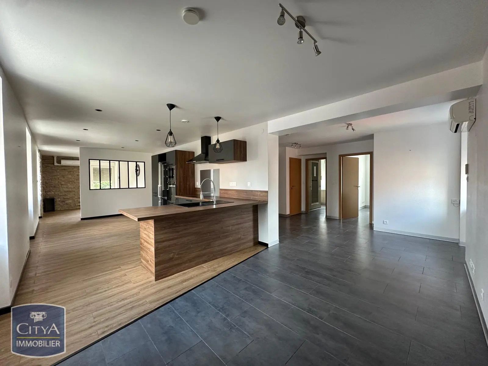 Photo 12 Appartement 4 pièces 108.18m²