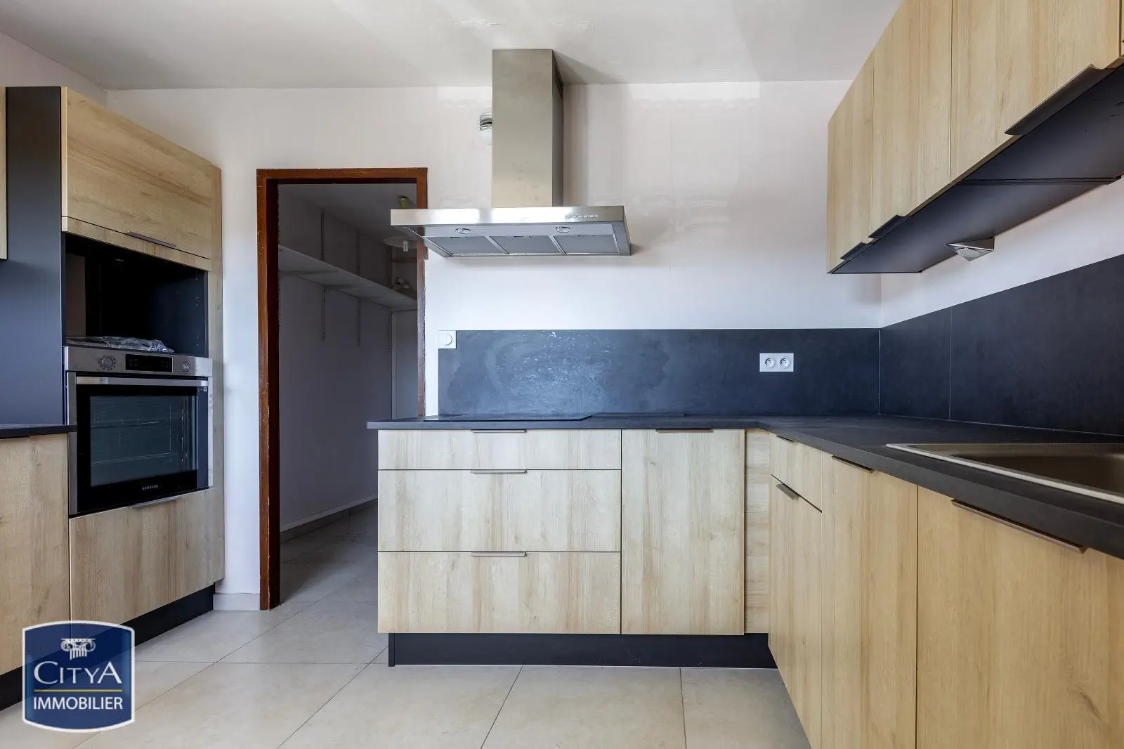 Photo 3 Appartement 4 pièces 82.32m²