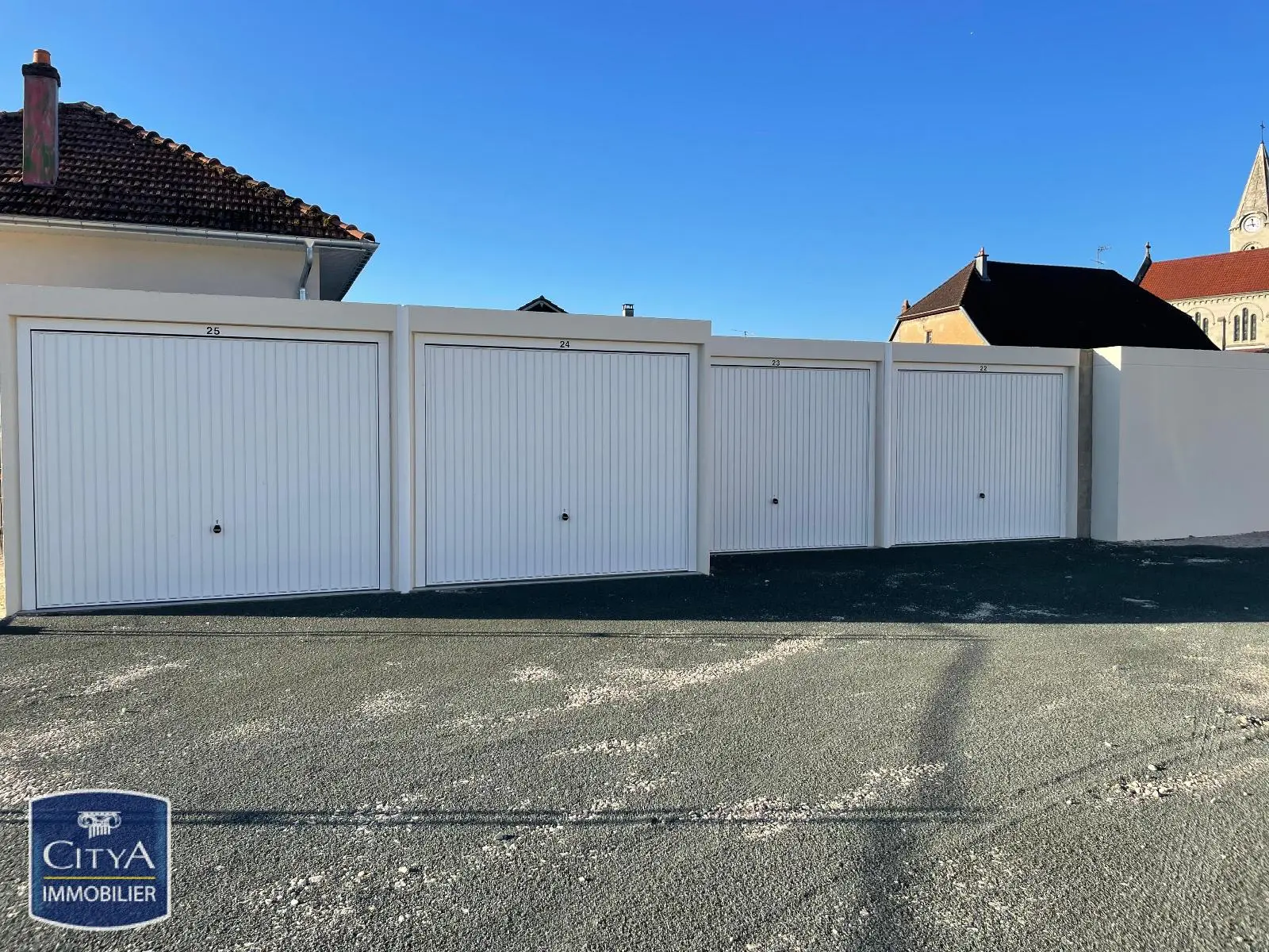 Photo 2 Parking 13m²