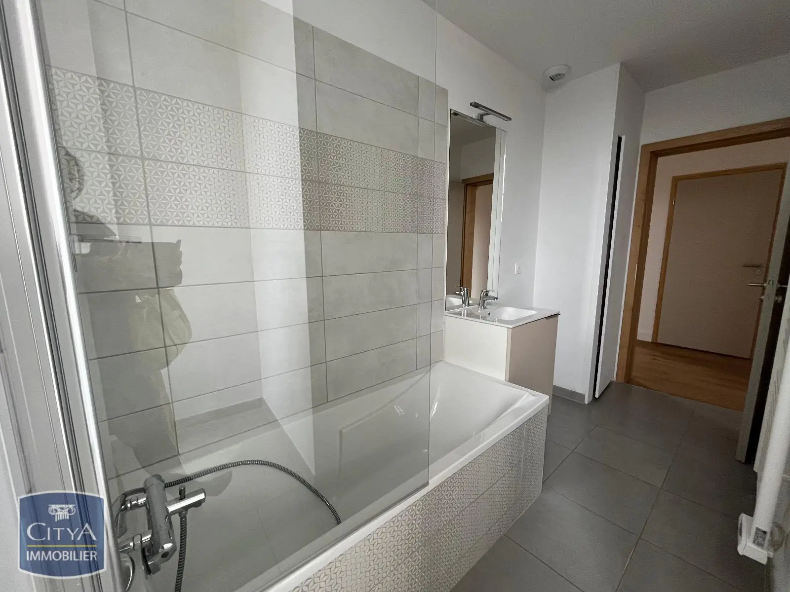 Photo 11 Appartement 4 pièces 95.49m²