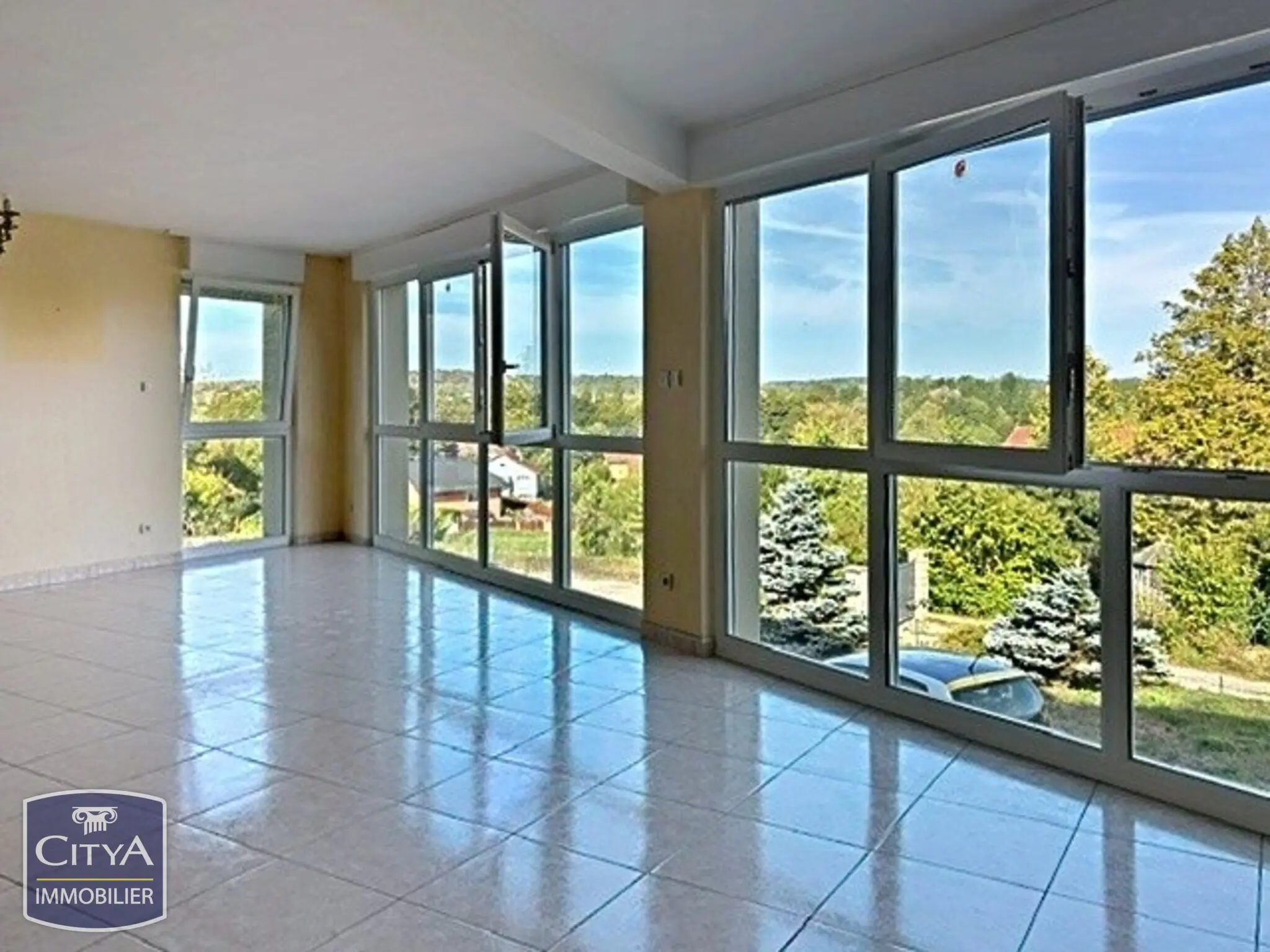 Photo 3 Maison 5 pièces 190m²