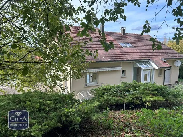 Photo 1 Maison 5 pièces 190m²