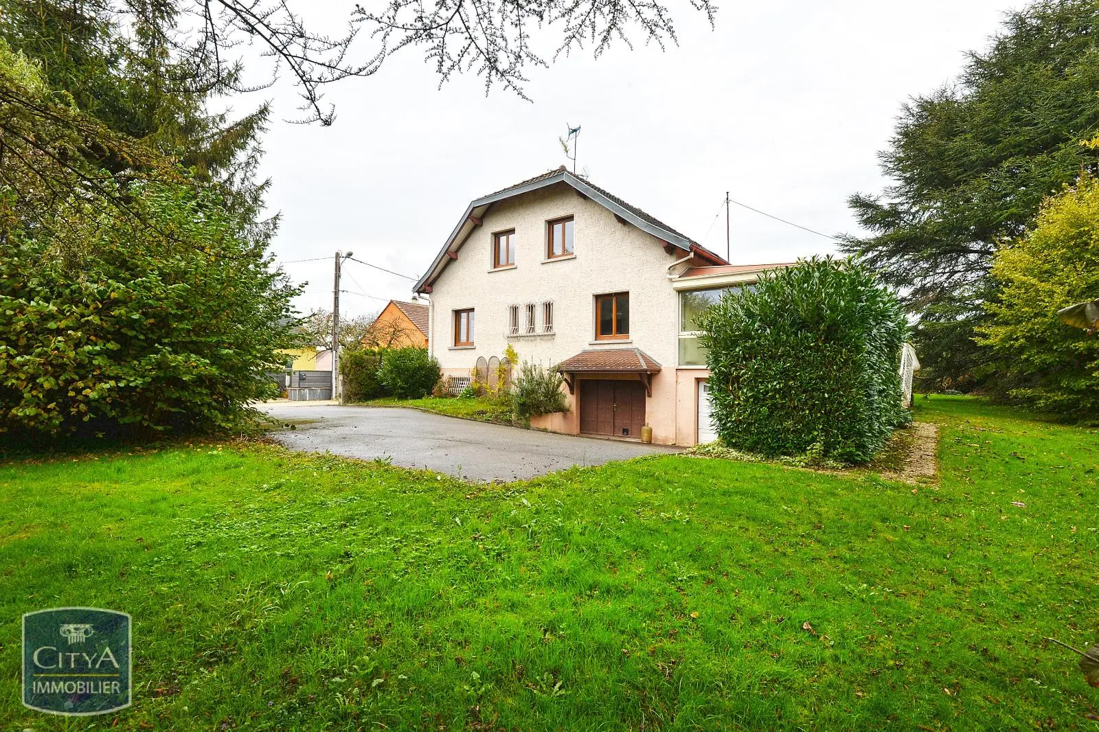 Photo 2 Maison 7 pièces 187m²