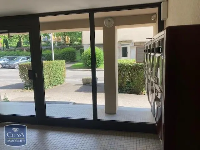 Photo 15 Appartement 4 pièces 65m²