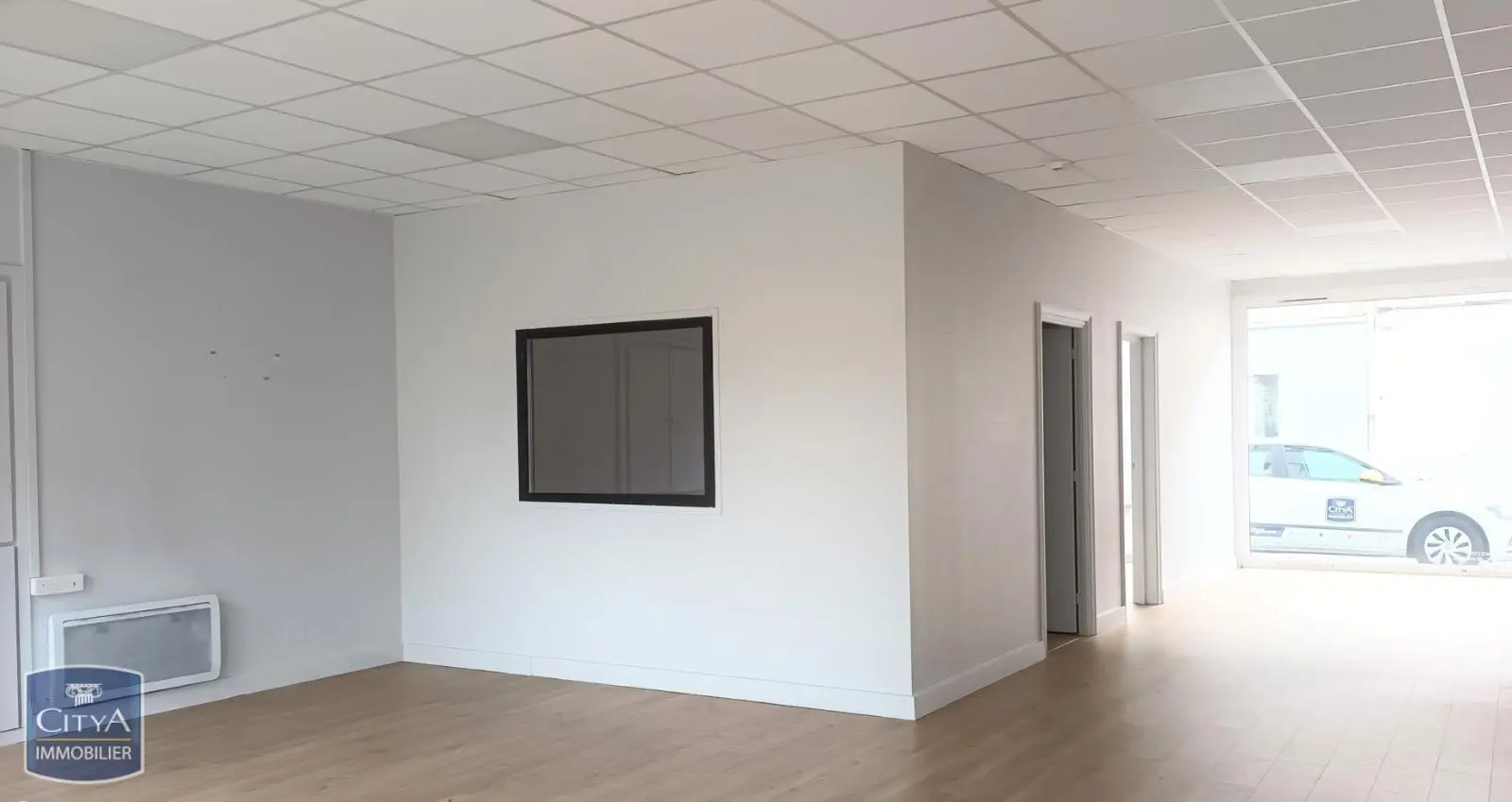 Photo 3 Local Commercial 127.6m²