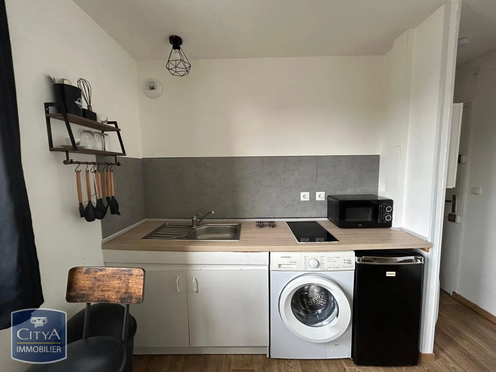 Photo 2 Appartement 1 pièce 19.32m²