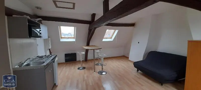 Photo 1 Appartement 1 pièce 26.77m²