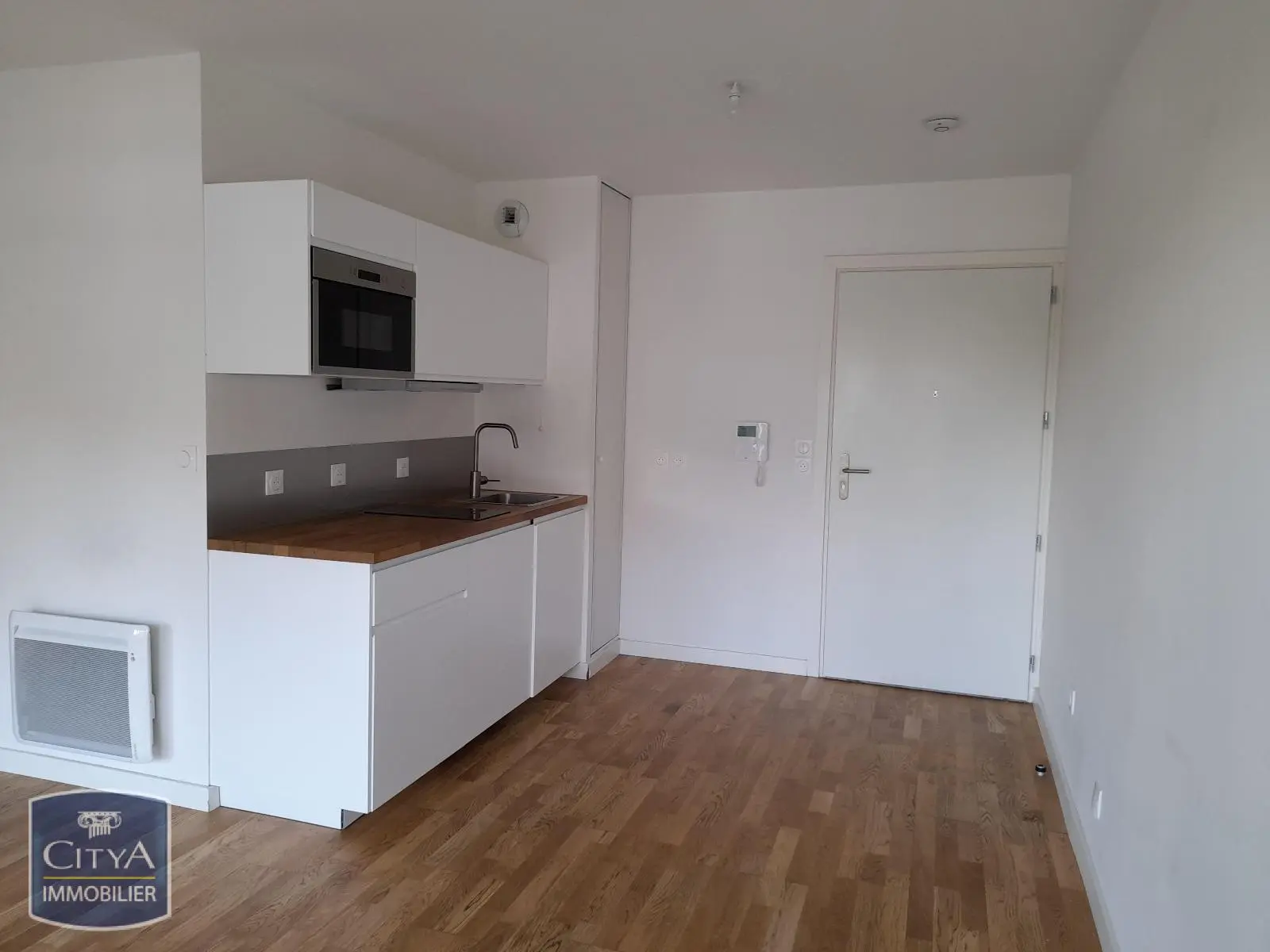 Photo 1 Appartement 1 pièce 28.6m²