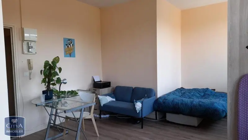 Photo 2 Appartement 1 pièce 25.36m²