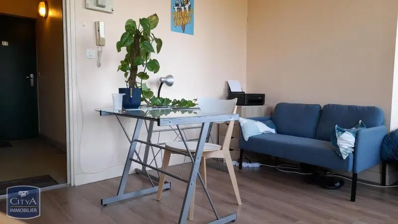 Photo 1 Appartement 1 pièce 25.36m²