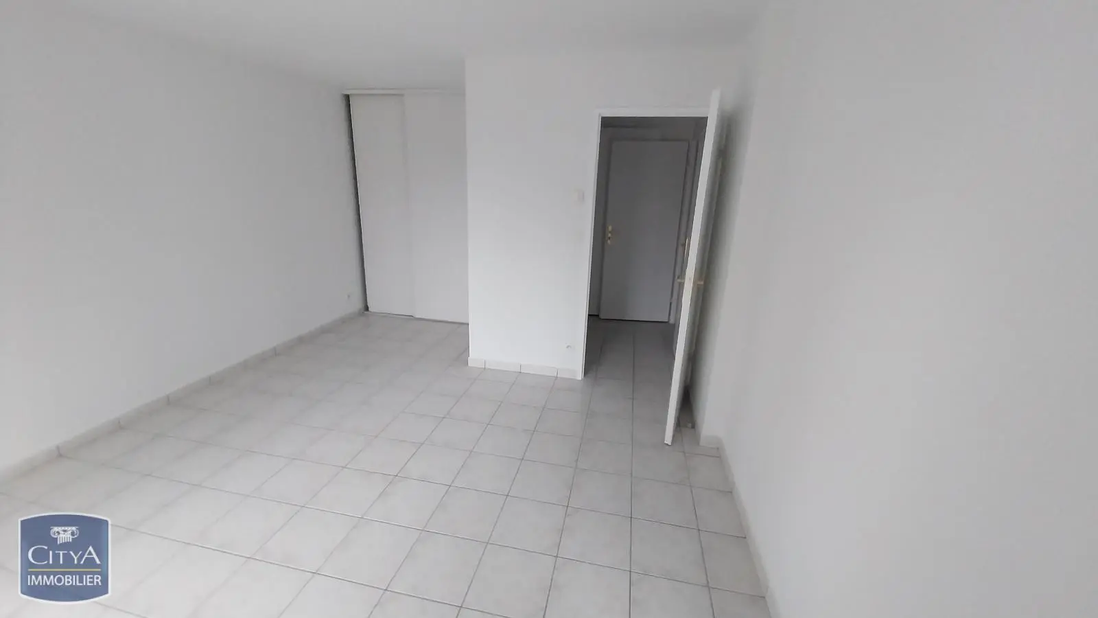 Photo 4 Appartement 1 pièce 30.45m²