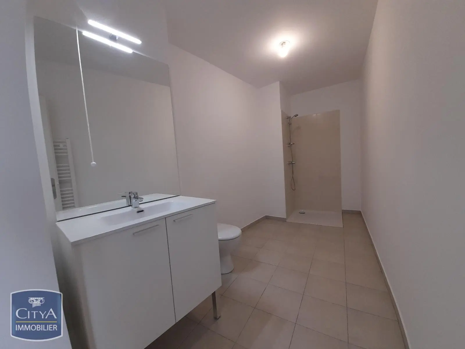 Photo 8 Appartement 2 pièces 43.75m²