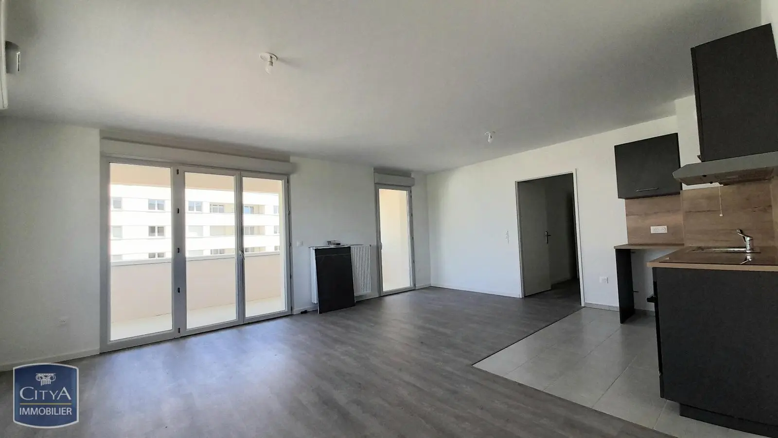 Photo 2 Appartement 3 pièces 65.48m²