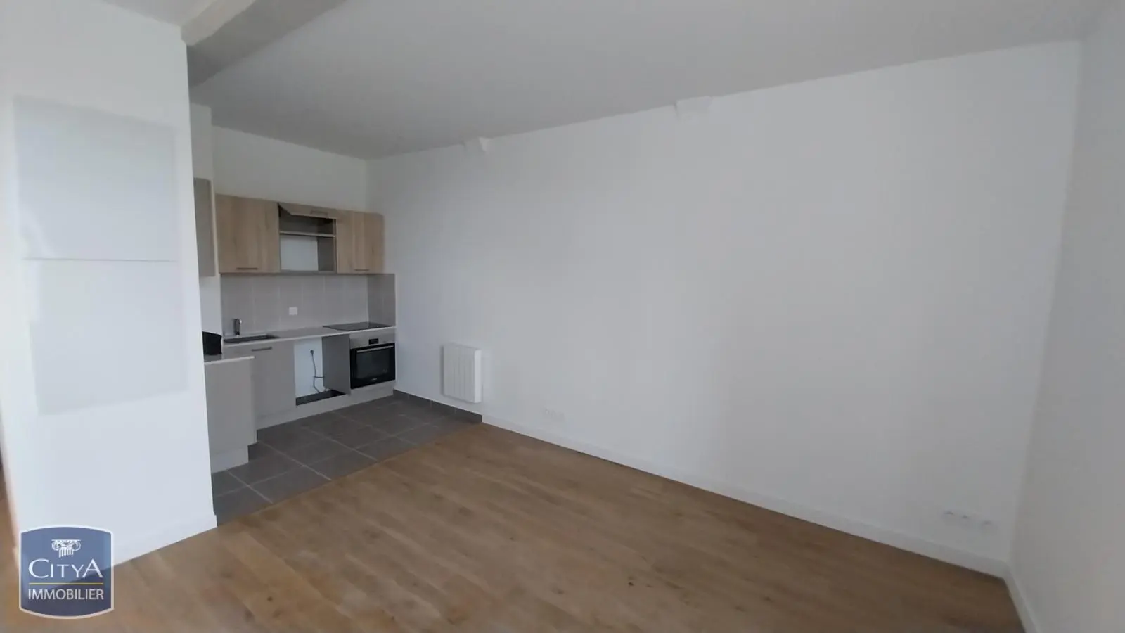 Appartement 1 pièce 44 m² · à Douai · 43,7 m² · 450 €/mois