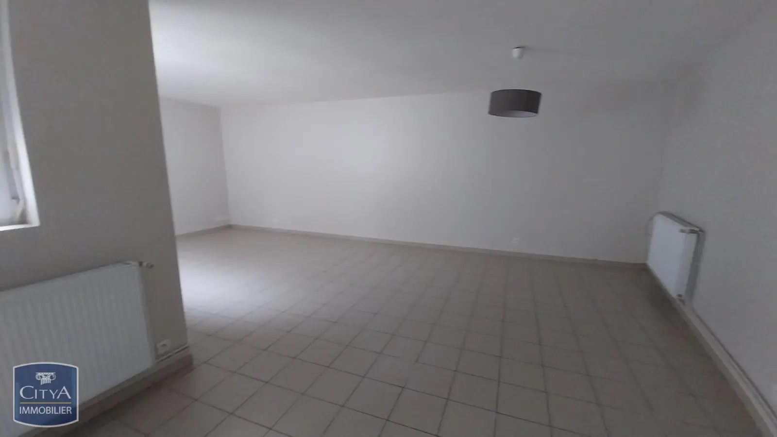 Photo 3 Local Commercial 88.4m²