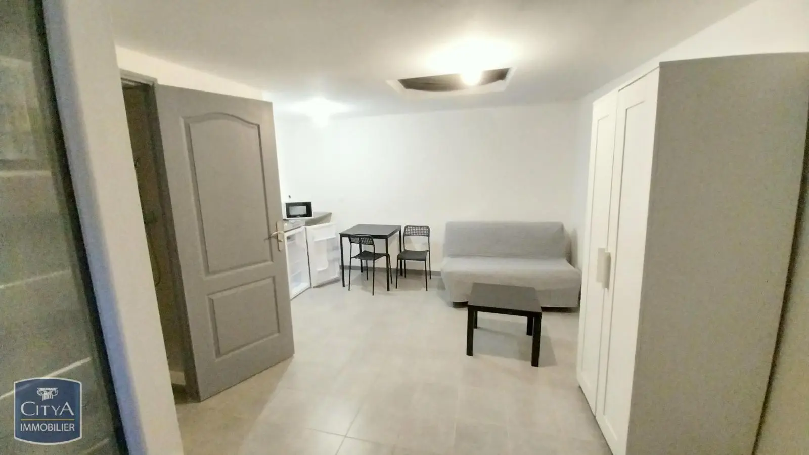 Photo 2 Appartement 1 pièce 29m²