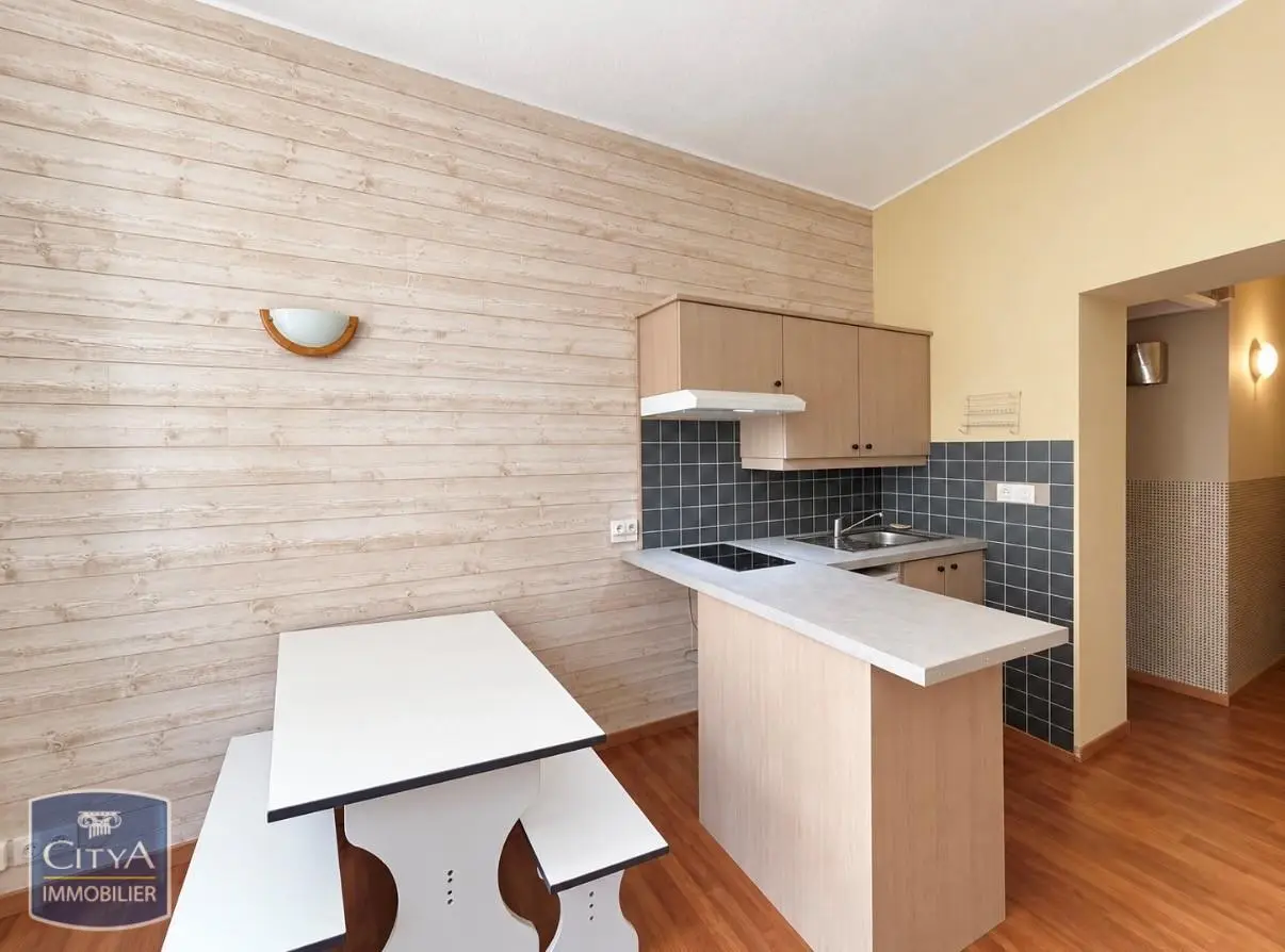 Photo 2 Appartement 1 pièce 25.35m²