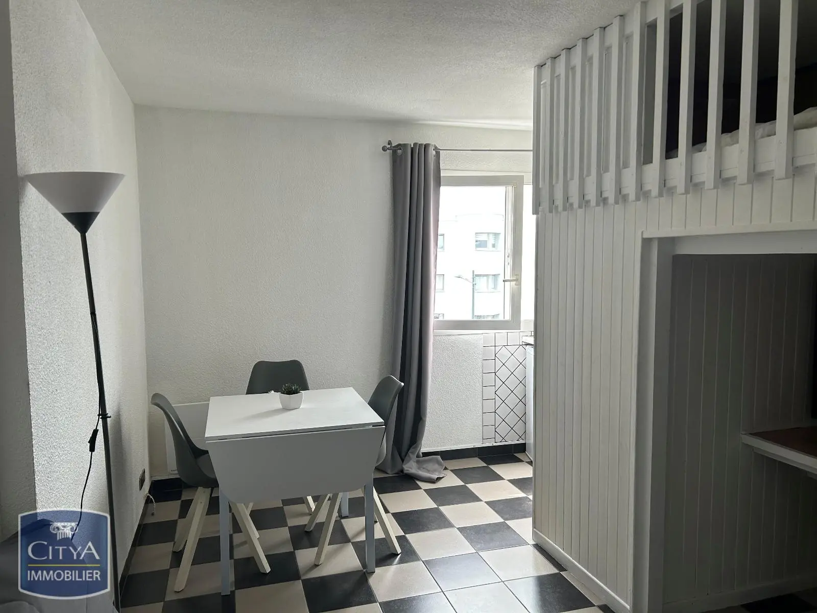 Photo 1 appartement Calais